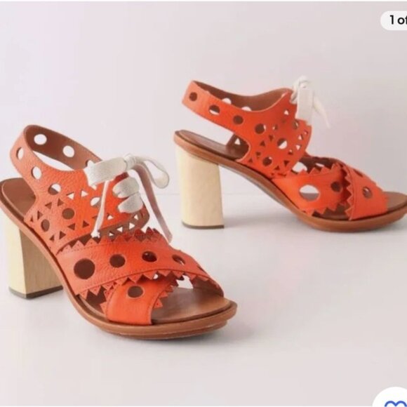 leifsdottir Shoes - Anthropologie Leifsdottir Leather wooden heeled Women’s shoes